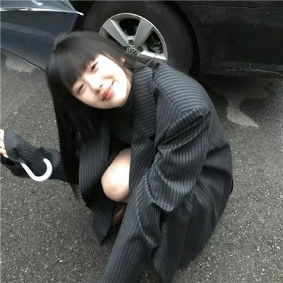 圈养的妇女